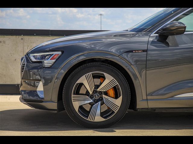 2019 Audi e-tron Prestige