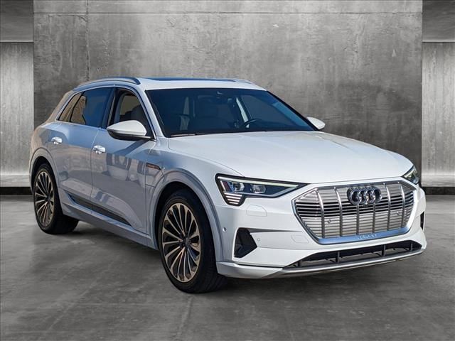 2019 Audi e-tron Prestige