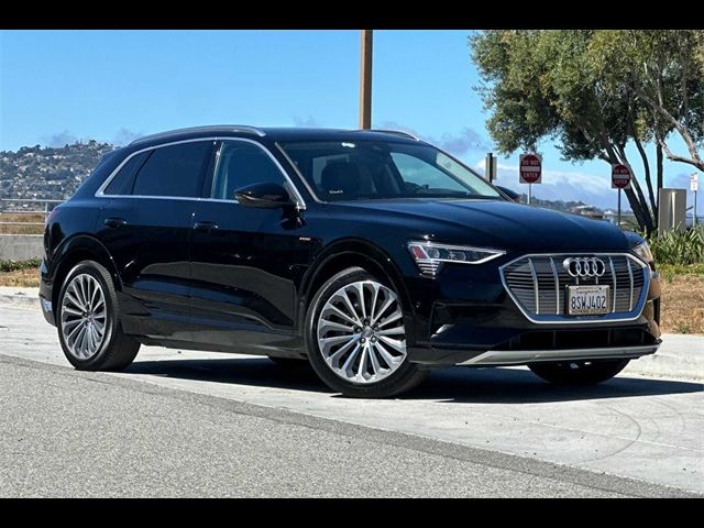 2019 Audi e-tron Prestige