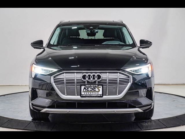 2019 Audi e-tron Prestige