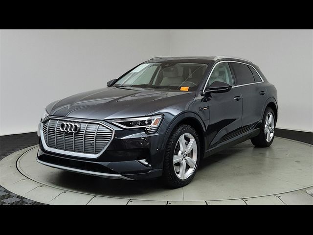 2019 Audi e-tron Prestige