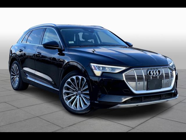 2019 Audi e-tron Prestige