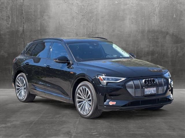 2019 Audi e-tron Prestige