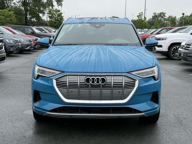 2019 Audi e-tron Prestige