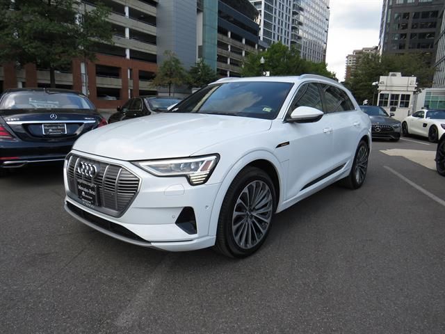 2019 Audi e-tron Prestige