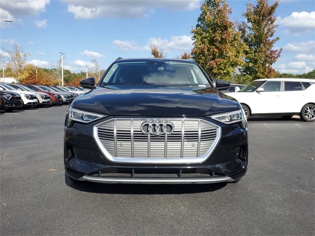 2019 Audi e-tron Prestige