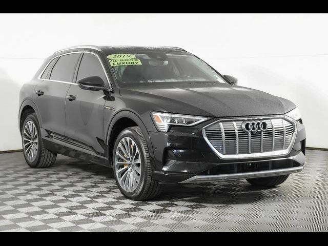 2019 Audi e-tron Prestige