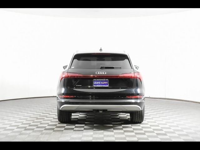 2019 Audi e-tron Prestige