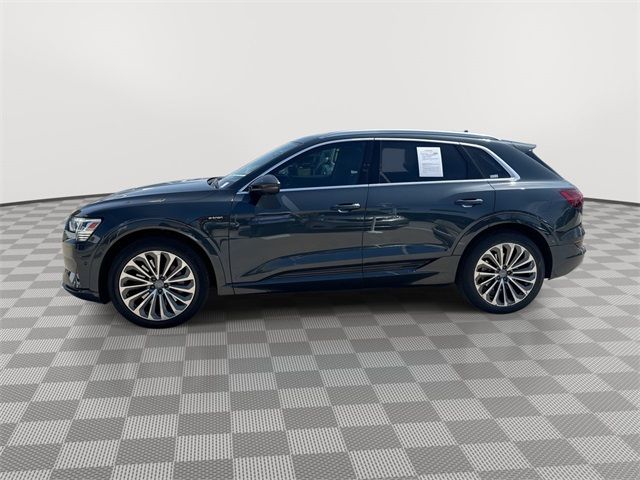 2019 Audi e-tron Prestige