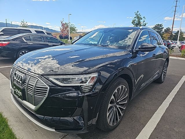 2019 Audi e-tron Prestige