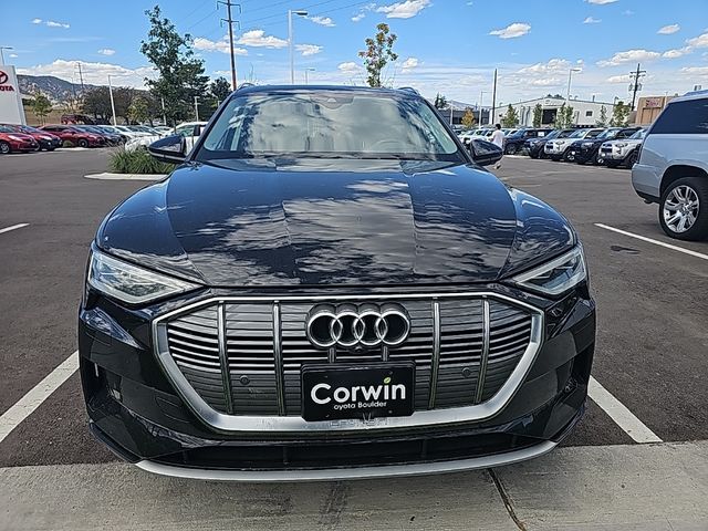 2019 Audi e-tron Prestige