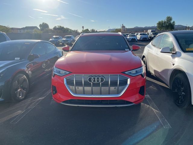 2019 Audi e-tron Prestige