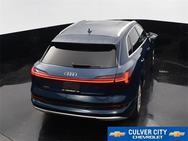 2019 Audi e-tron Prestige