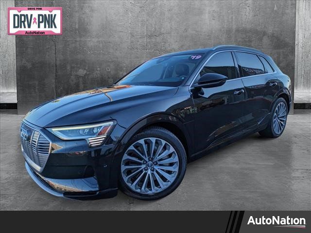 2019 Audi e-tron Prestige