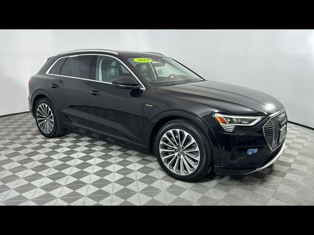 2019 Audi e-tron Prestige