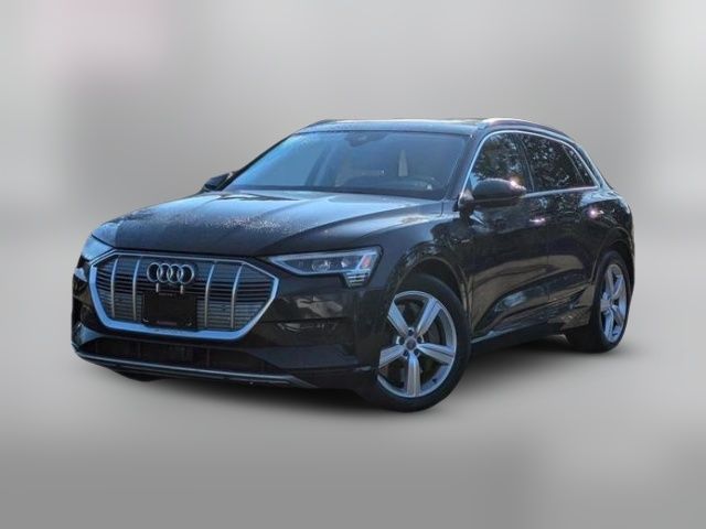 2019 Audi e-tron Prestige