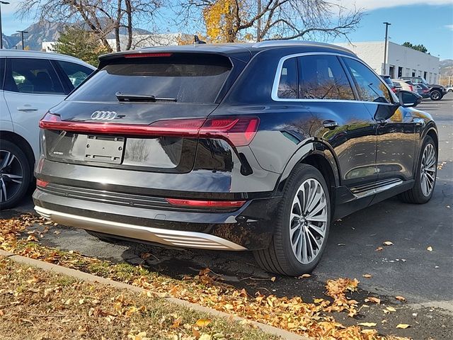 2019 Audi e-tron Prestige