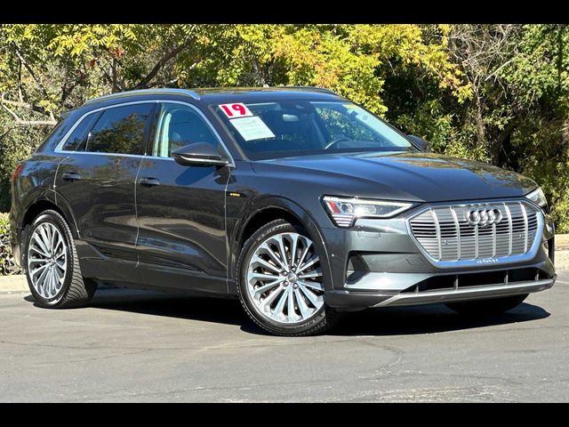 2019 Audi e-tron Prestige