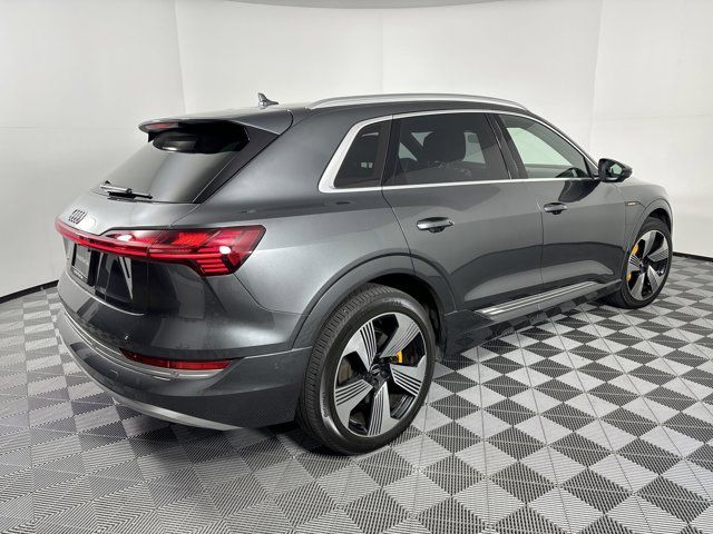 2019 Audi e-tron Prestige