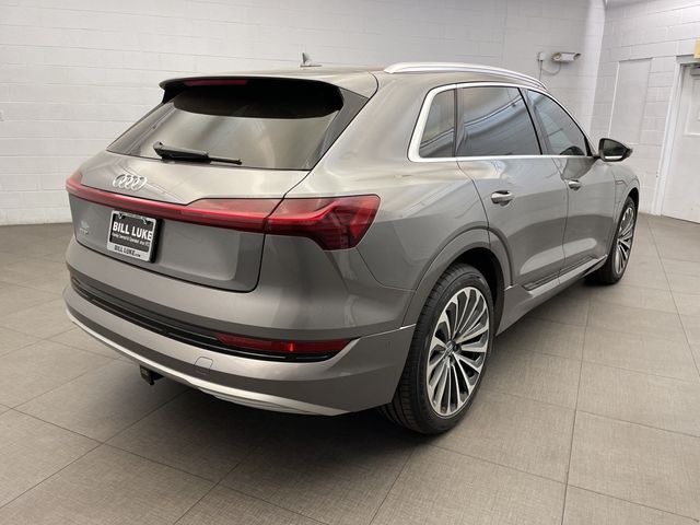 2019 Audi e-tron Prestige