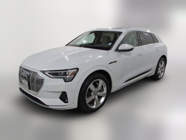 2019 Audi e-tron Premium Plus