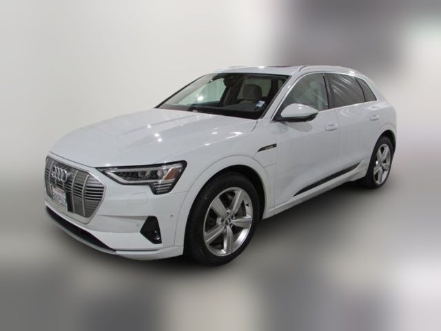 2019 Audi e-tron Premium Plus