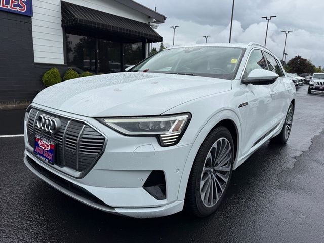 2019 Audi e-tron Prestige