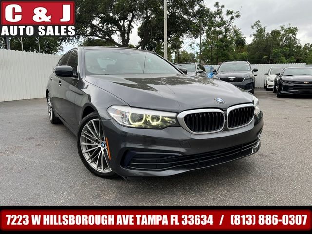 2019 BMW 5 Series 530i