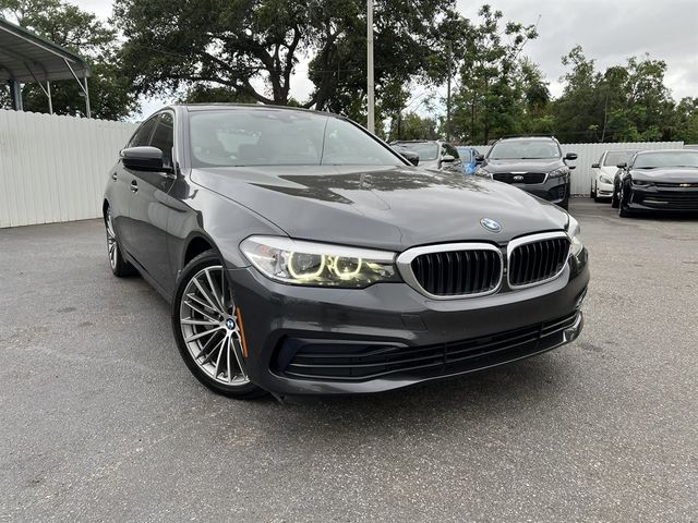 2019 BMW 5 Series 530i