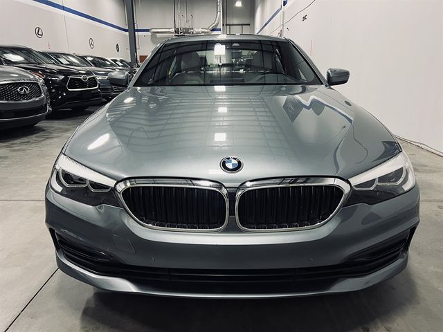 2019 BMW 5 Series 530i