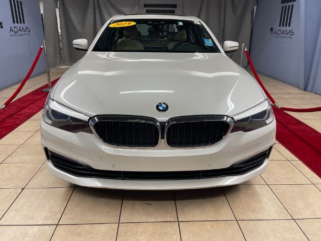 2019 BMW 5 Series 530i