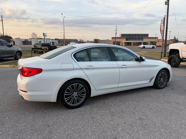 2019 BMW 5 Series 530i