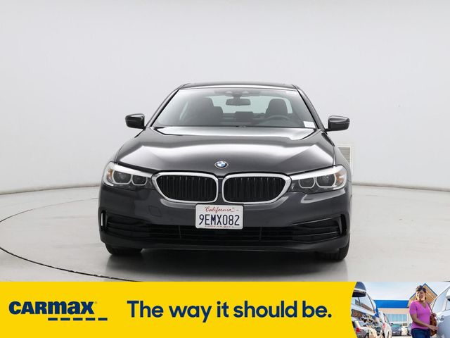 2019 BMW 5 Series 530i