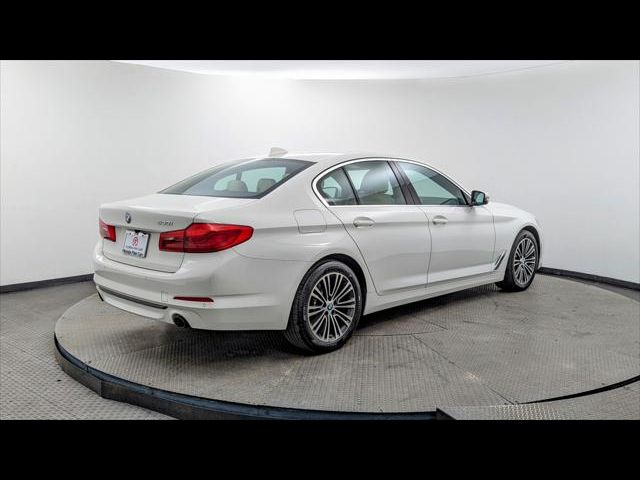 2019 BMW 5 Series 530i