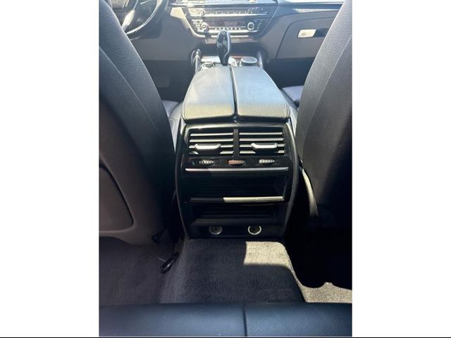 2019 BMW 5 Series 530e iPerformance