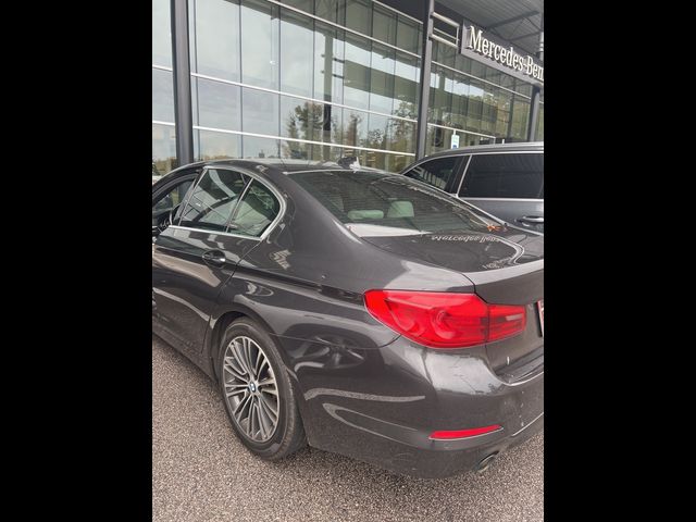 2019 BMW 5 Series 530i