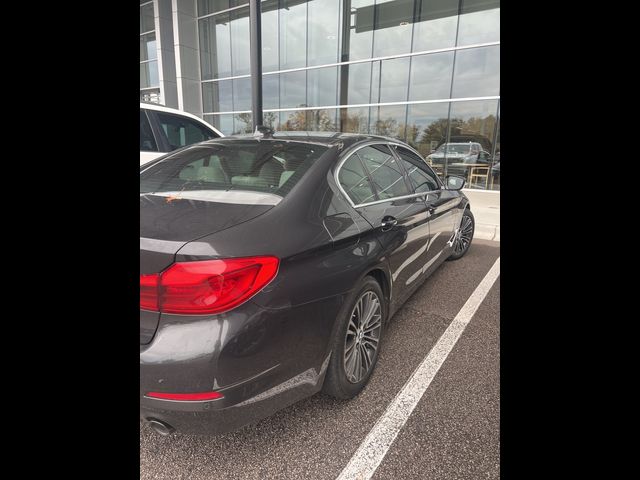 2019 BMW 5 Series 530i