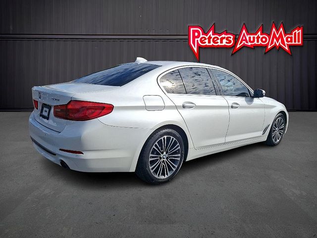 2019 BMW 5 Series 530i