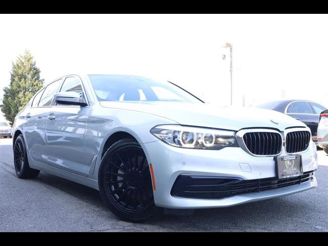 2019 BMW 5 Series 530i