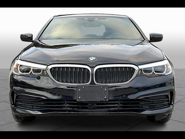 2019 BMW 5 Series 530i