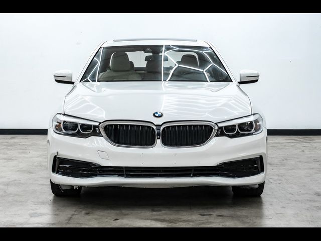 2019 BMW 5 Series 530i