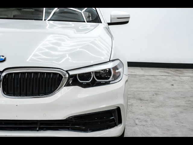 2019 BMW 5 Series 530i