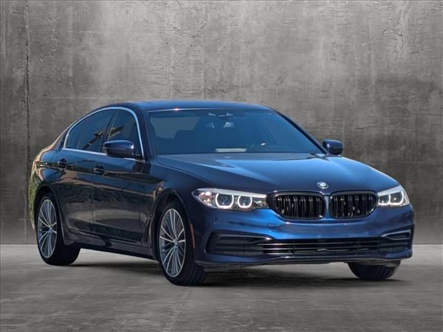 2019 BMW 5 Series 530i