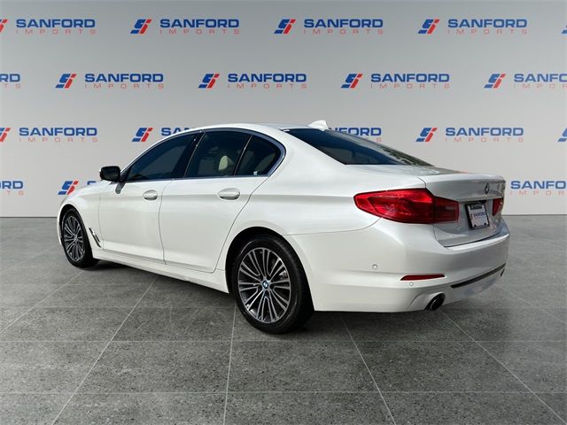 2019 BMW 5 Series 530i