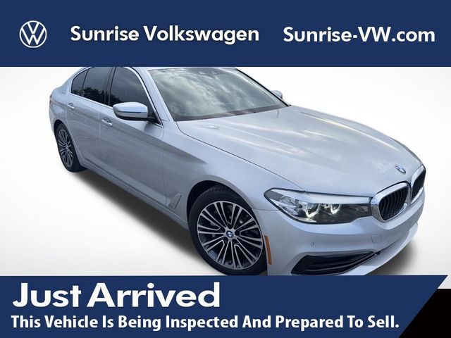 2019 BMW 5 Series 530i