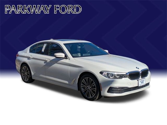 2019 BMW 5 Series 530i