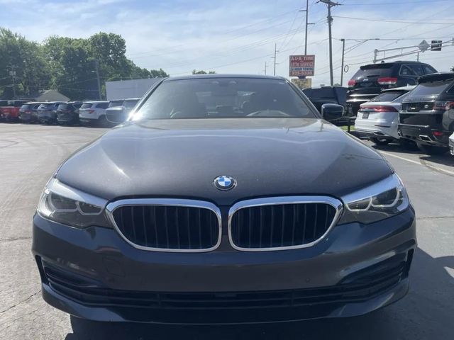 2019 BMW 5 Series 530i