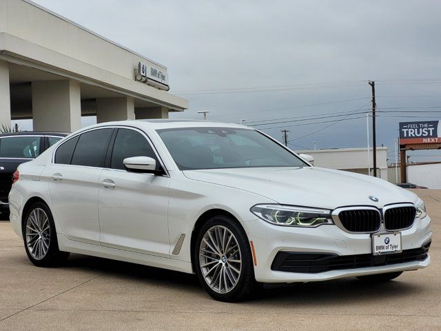 2019 BMW 5 Series 530i