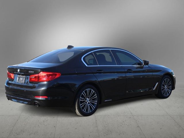 2019 BMW 5 Series 530i