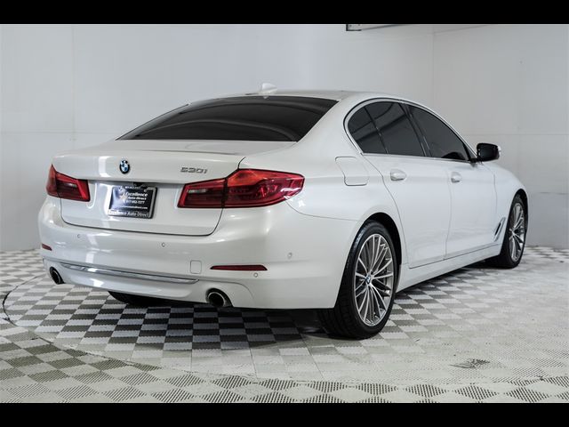 2019 BMW 5 Series 530i